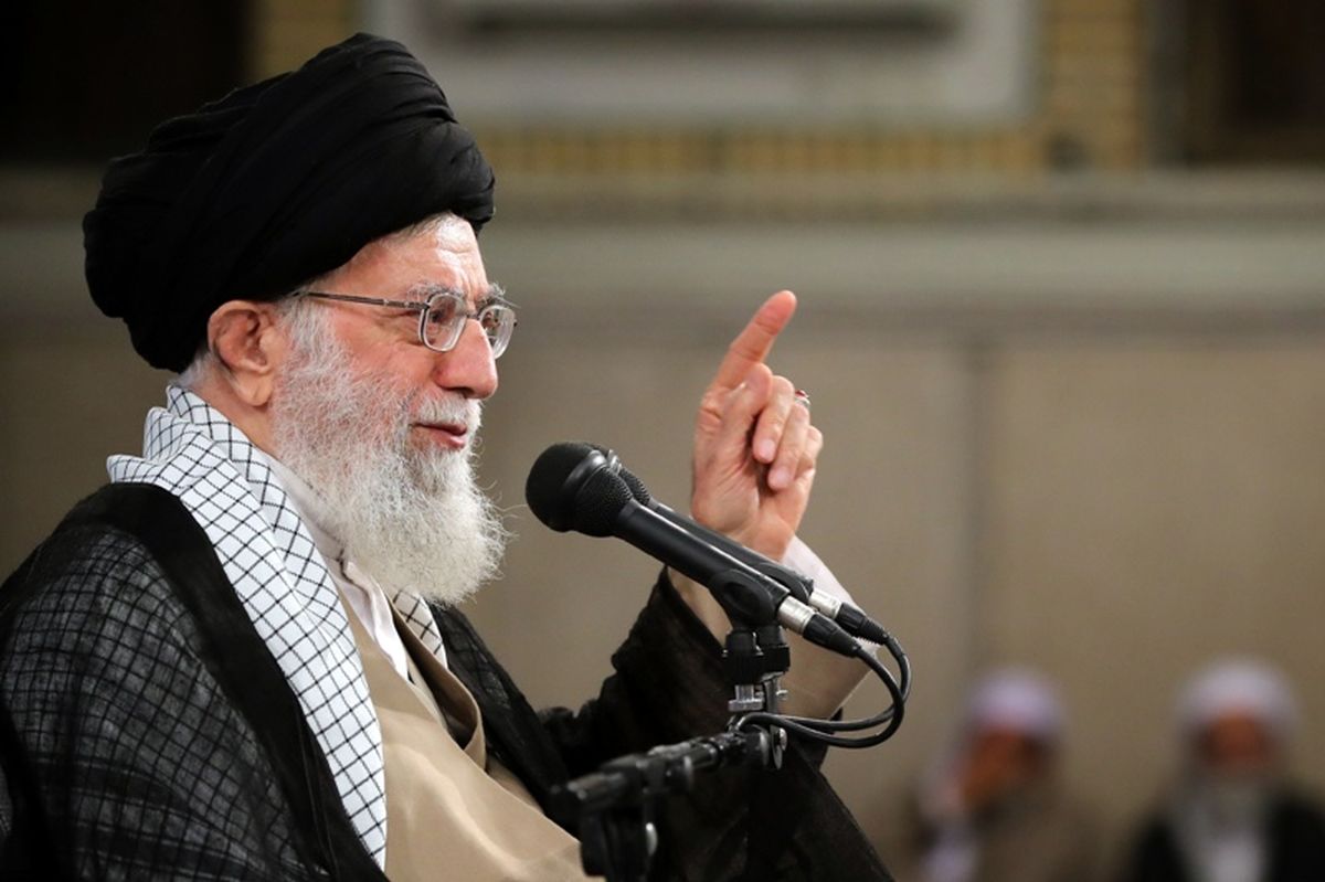 رهبر انقلاب: همه مسئولان یکصدا معتقدند با آمریکا در هیچ سطحی مذاکره نخواهد شد